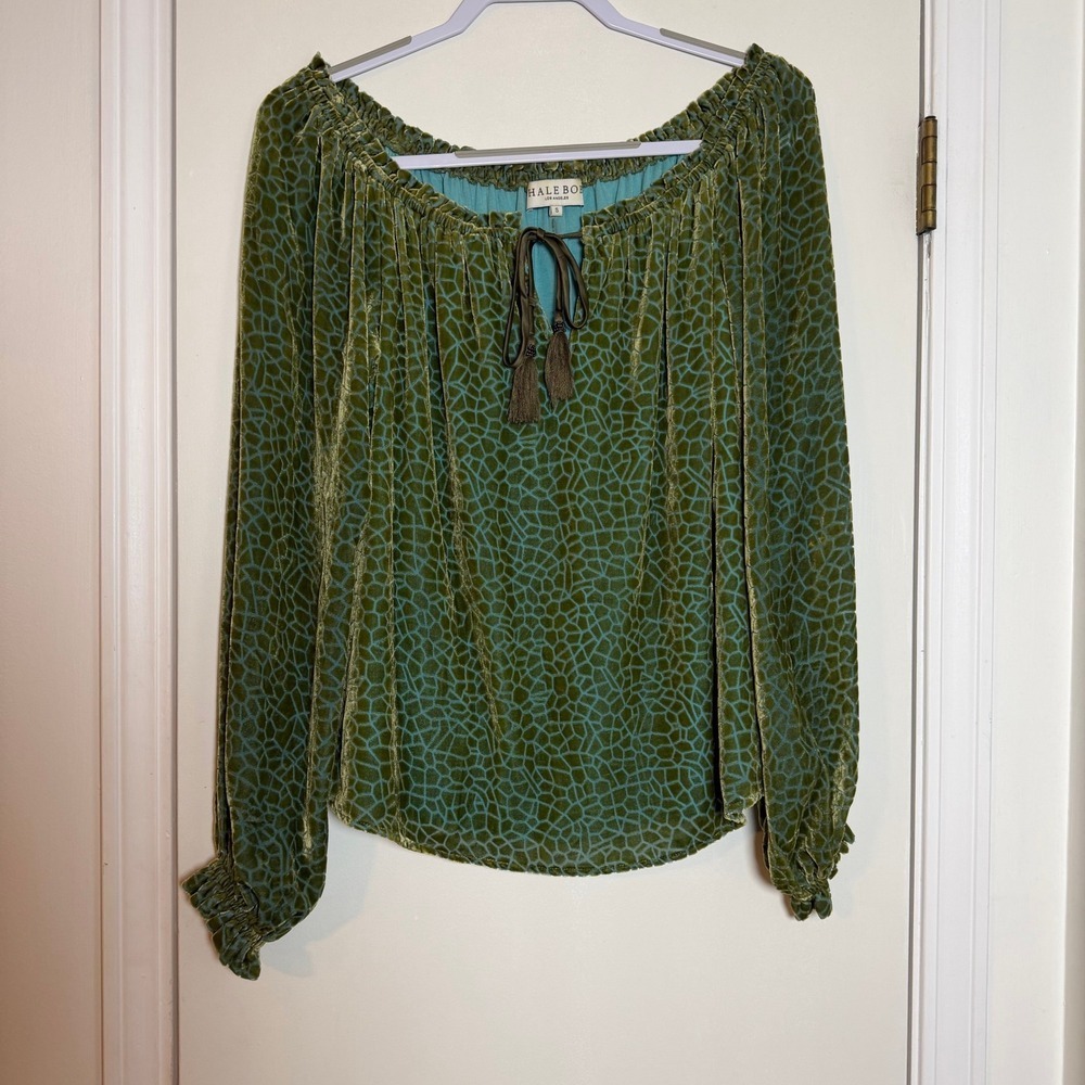 Hale Bob Green Velvet Giraffe Print Off Shoulder Long Sleeve Tassel Top S